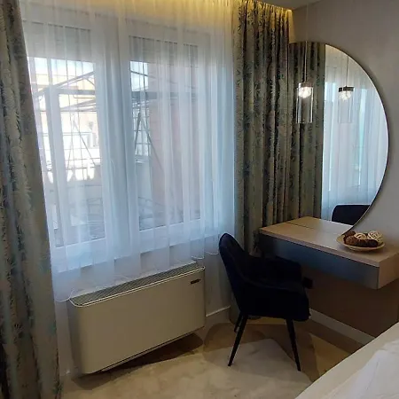 アパート Galerius Harmony Gold 1. Apartman *